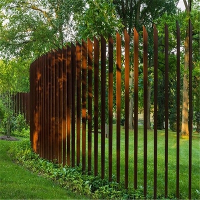 Tela de aço Serpentine Layout da privacidade de Corten do piquete do metal da exploração agrícola do jardim